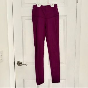 Victoria’s Secret sport. Leggings with pockets